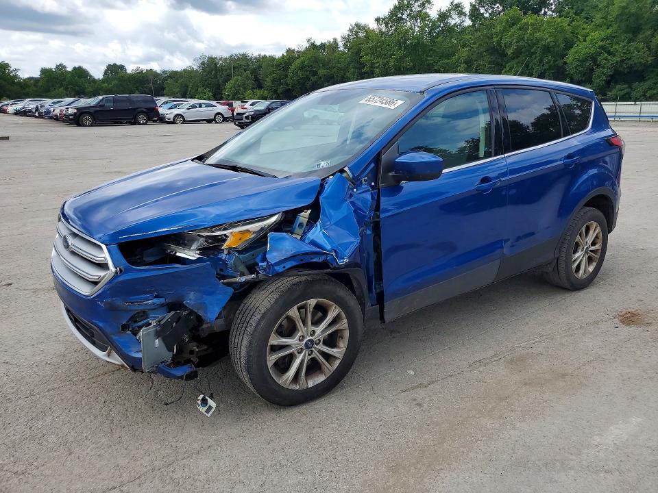 FORD ESCAPE 2017 with VIN 1FMCU9GD8HUD50118 - Photo from auction
