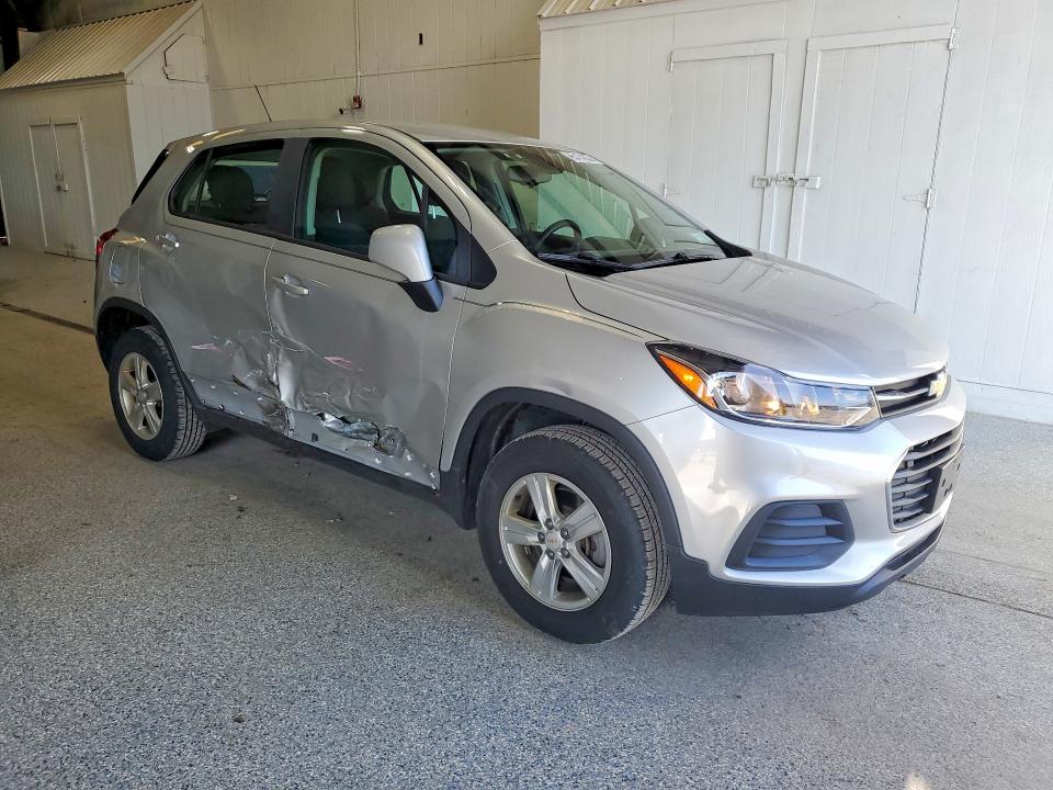 Photo 4 from auction – 2018 CHEVROLET TRAX with VIN KL7CJNSB0JB718690