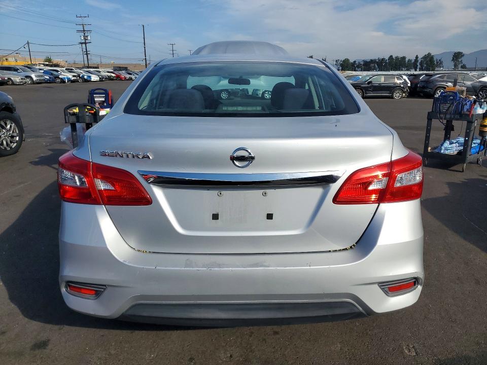 Photo 6 from auction – 2017 NISSAN SENTRA with VIN 3N1AB7AP1HY227284