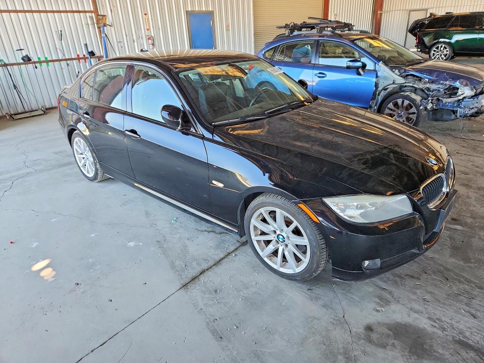 Photo 4 from auction – 2011 BMW 328 with VIN WBAPH5G5XBNL80845