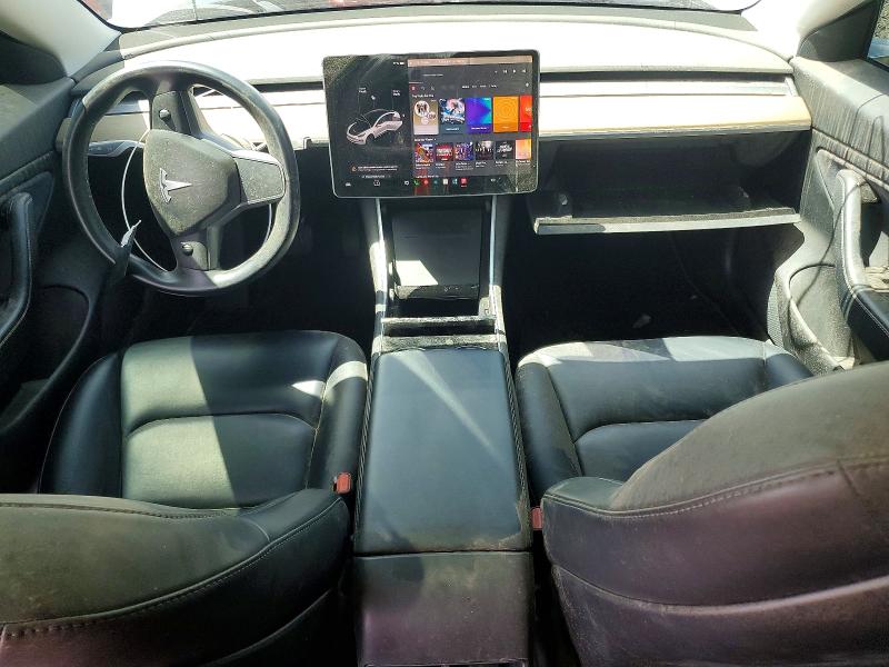 Photo 8 from auction – 2018 TESLA MODEL 3 with VIN 5YJ3E1EA2JF162611