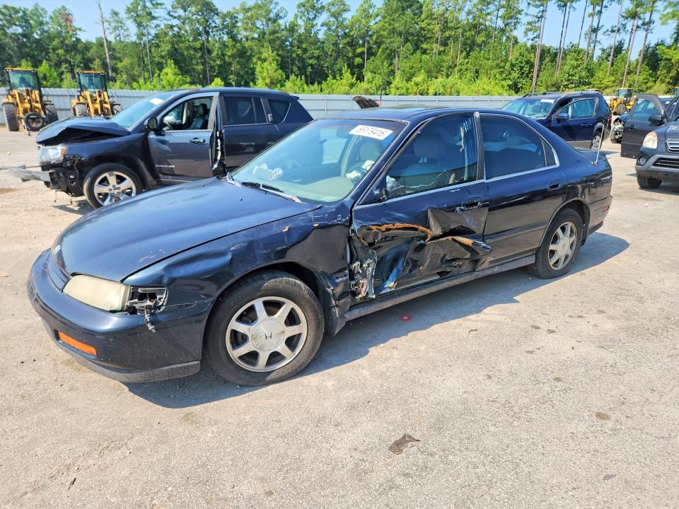 HONDA ACCORD 1995 with VIN 1HGCD5662SA068910 - Photo from auction