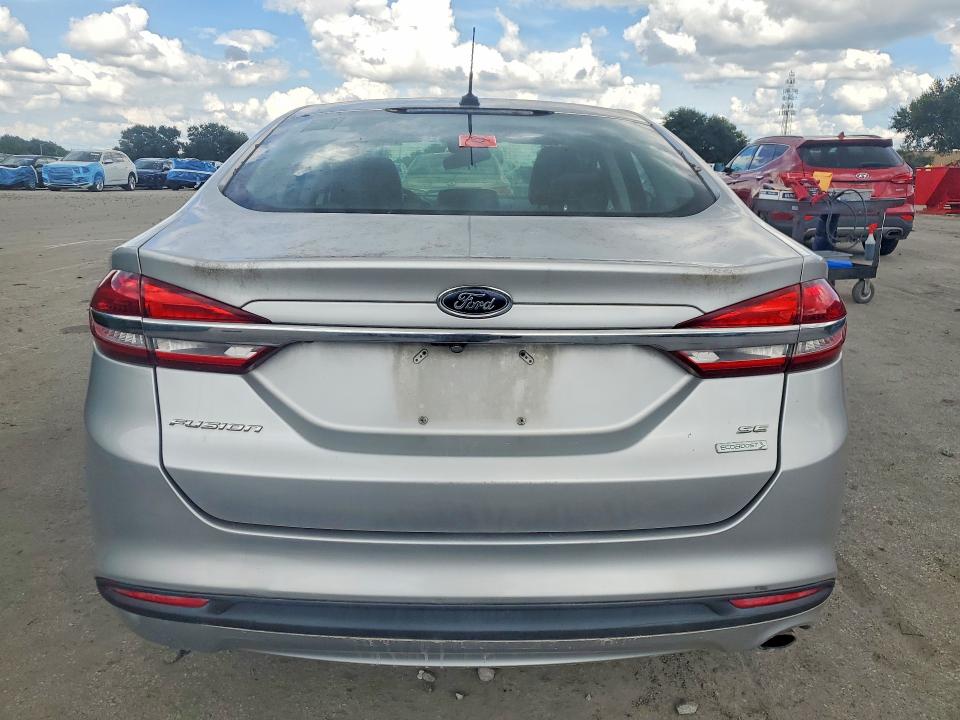 Photo 6 from auction – 2017 FORD FUSION with VIN 3FA6P0HD7HR142652