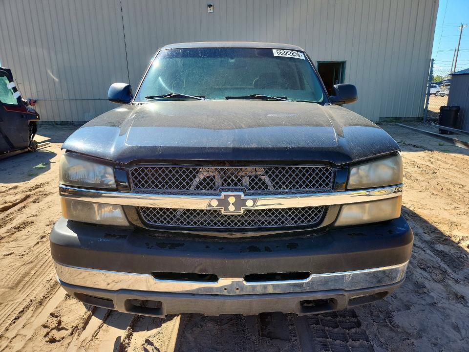 Снимка 5 от търг – 2003 CHEVROLET SILVERADO 2500 с VIN 1GCHK29U13E146722