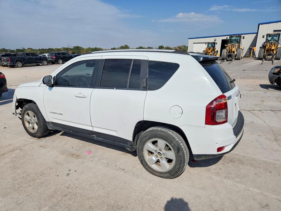 Снимка 2 от търг – 2017 JEEP COMPASS с VIN 1C4NJCEBXHD163032
