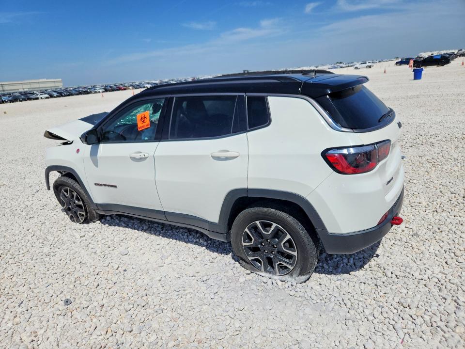 Photo 2 from auction – 2021 JEEP COMPASS with VIN 3C4NJDDB0MT523579