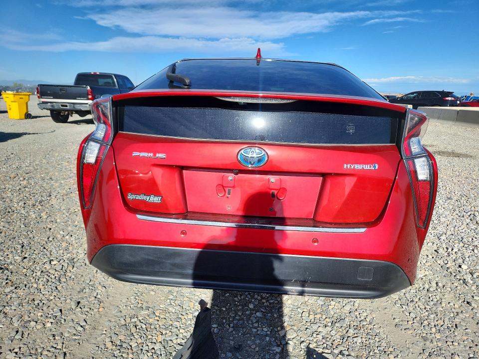 Photo 6 from auction – 2018 TOYOTA PRIUS with VIN JTDKARFU0J3547841