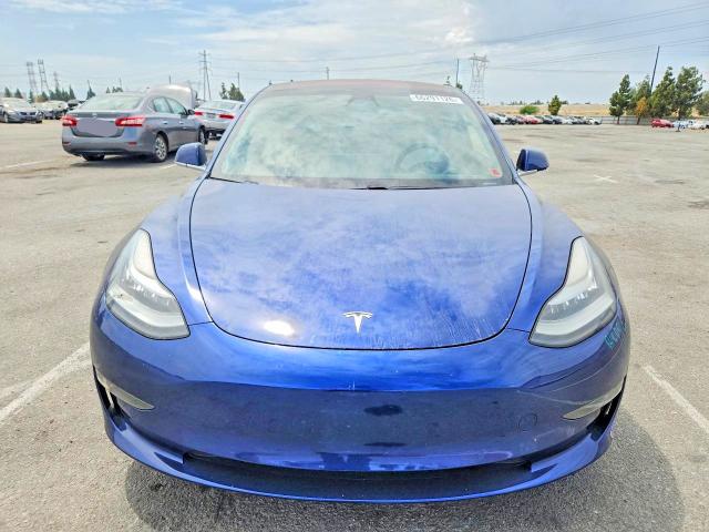 Photo 5 from auction – 2018 TESLA MODEL 3 with VIN 5YJ3E1EB8JF147734