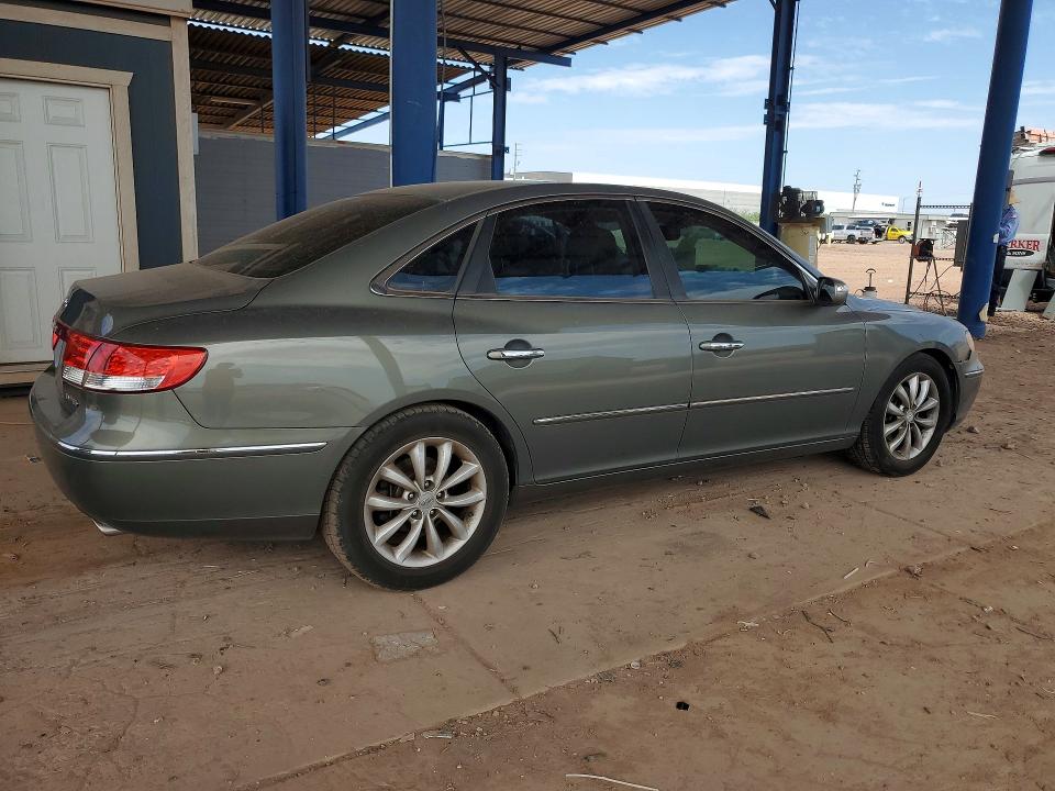 Photo 3 from auction – 2007 HYUNDAI AZERA with VIN KMHFC46F27A190405