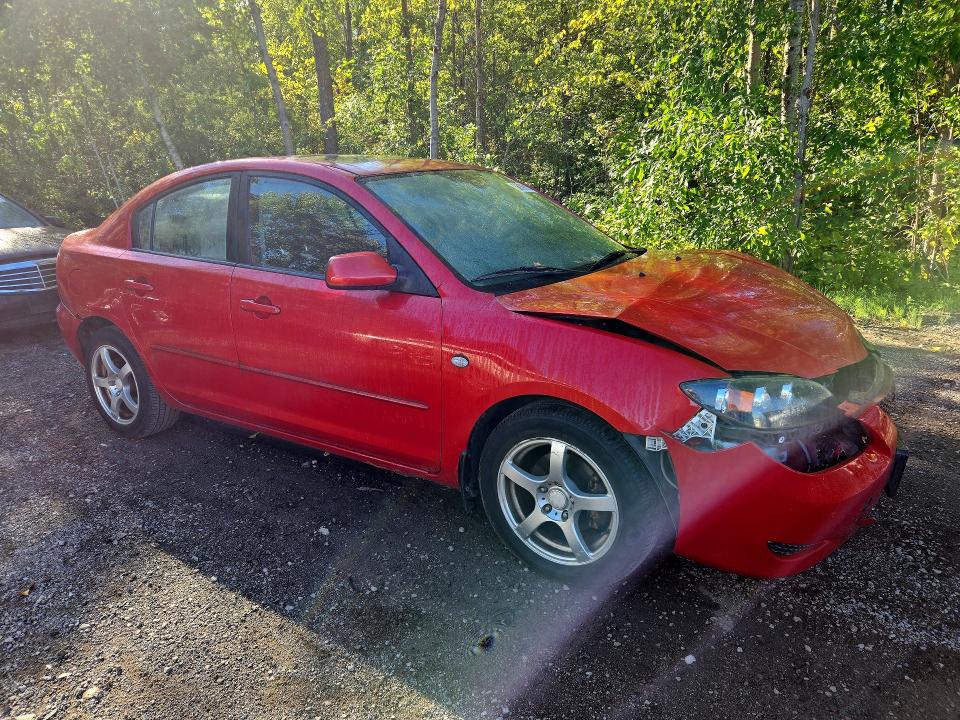 Photo 4 from auction – 2005 MAZDA 3 with VIN JM1BK12F051285875