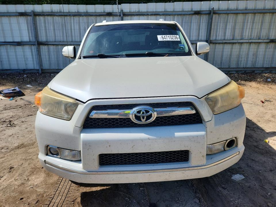 Photo 5 from auction – 2013 TOYOTA 4RUNNER with VIN JTEZU5JR8D5048355