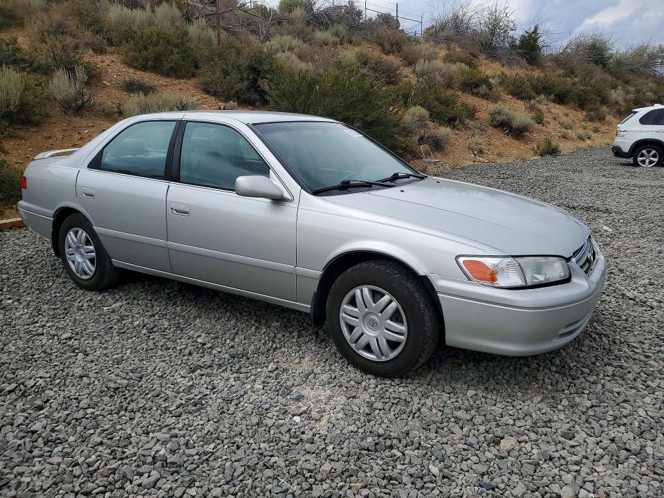 Photo 4 from auction – 2001 TOYOTA CAMRY with VIN 4T1BF28K71U969597