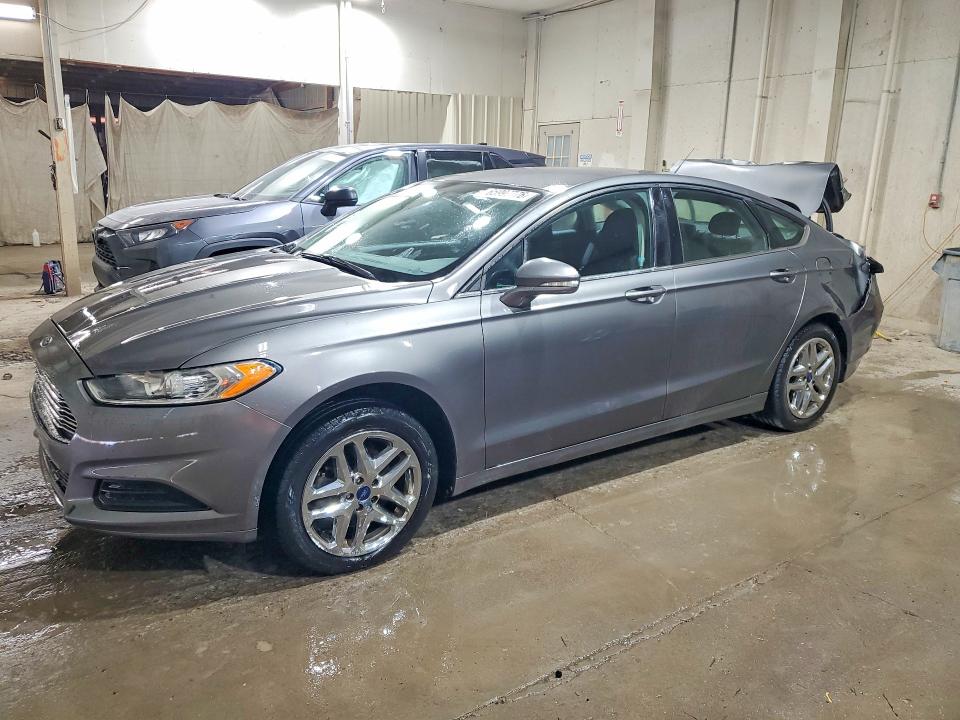 FORD FUSION 2013 مع رقم تعريف المركبة 3FA6P0HR0DR375620 - صورة من المزاد