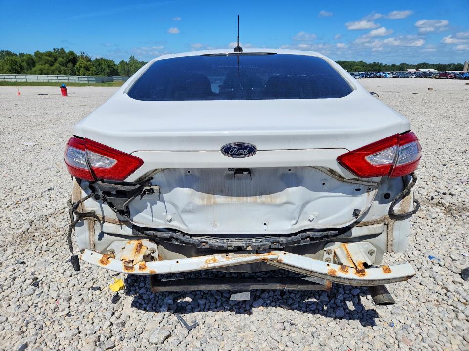 Фото 6 с аукциона – 2015 FORD FUSION с VIN 3FA6P0LU4FR163687
