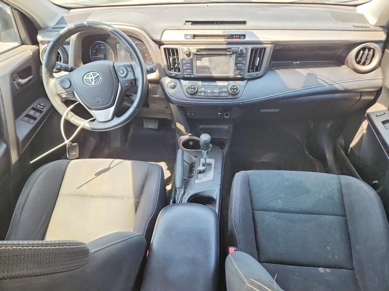 Photo 8 from auction – 2018 TOYOTA RAV4 with VIN 2T3WFREV9JW467089
