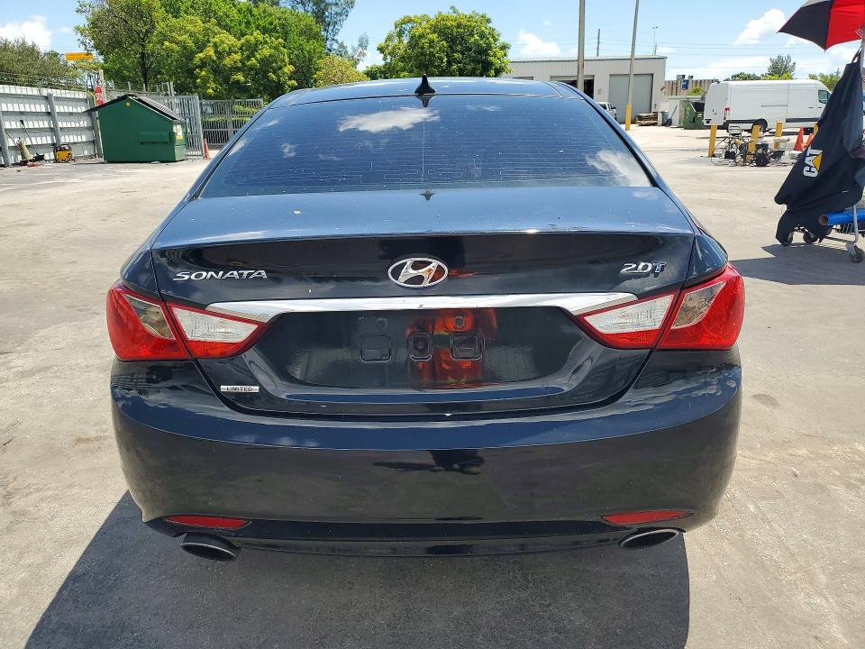 Photo 6 from auction – 2012 HYUNDAI SONATA with VIN 5NPEC4AB4CH389804
