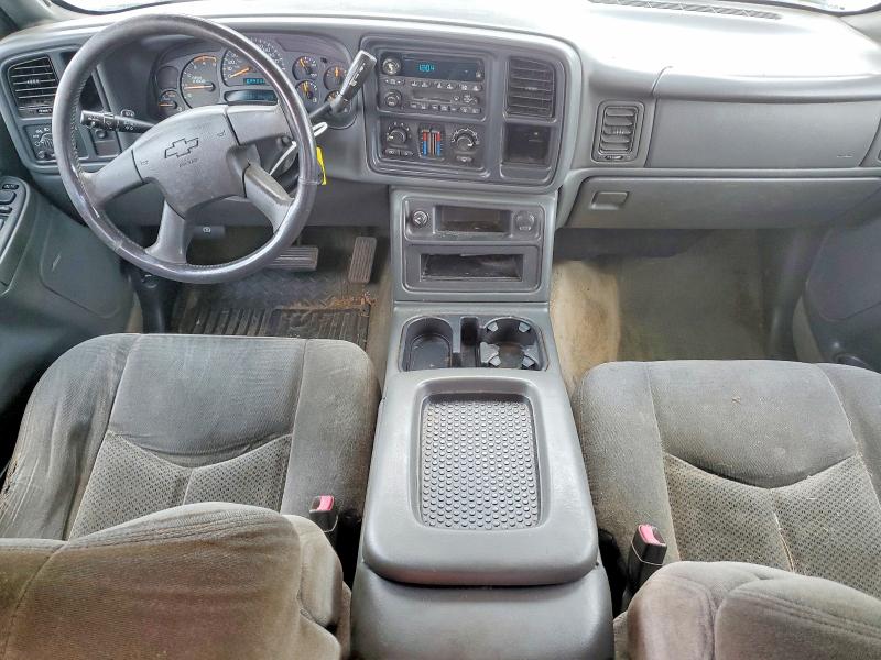 Photo 8 from auction – 2004 CHEVROLET SILVERADO with VIN 1GCHC231X4F149982