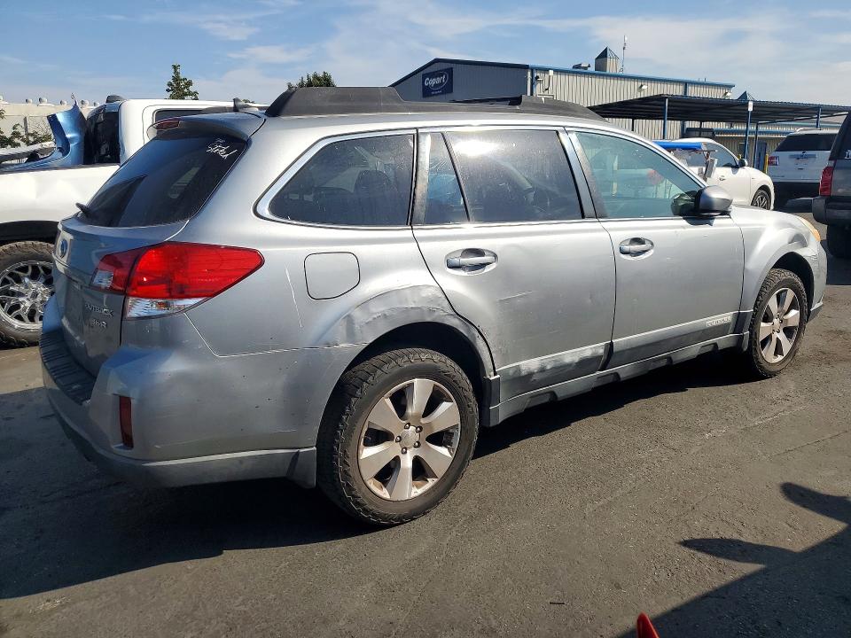 Photo 3 from auction – 2011 SUBARU OUTBACK with VIN 4S4BRDKC3B2364803