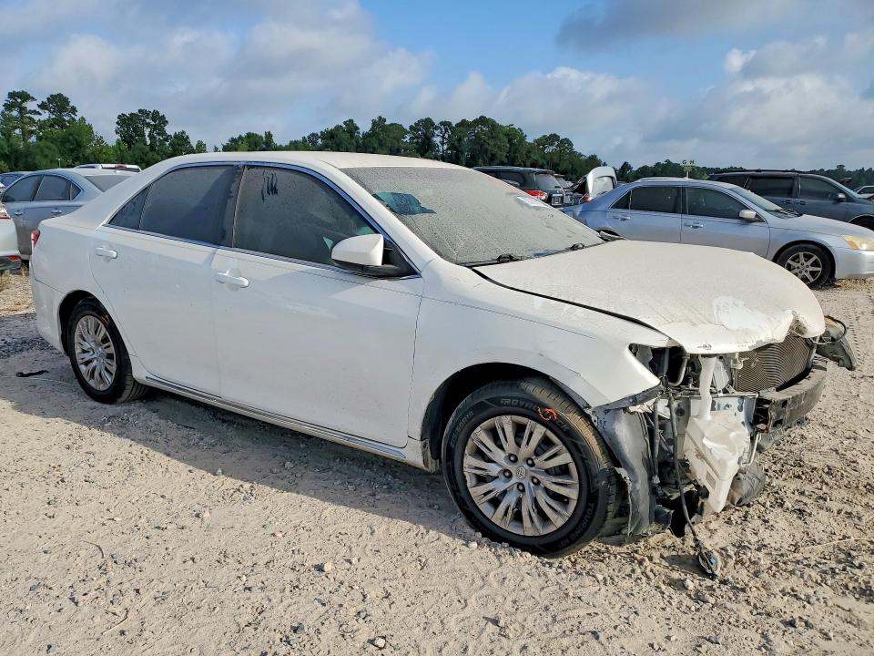 Photo 4 from auction – 2014 TOYOTA CAMRY with VIN 4T4BF1FKXER397031