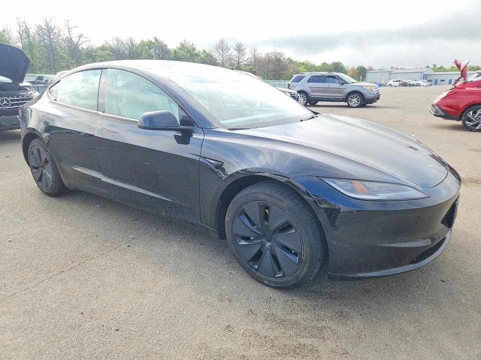 Photo 4 from auction – 2025 TESLA MODEL 3 with VIN 5YJ3E1EA2SF044091