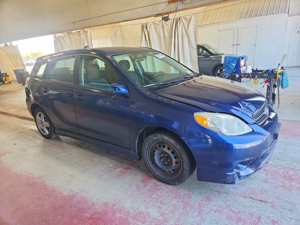 Photo 4 from auction – 2005 TOYOTA MATRIX with VIN 2T1KR32E55C390079