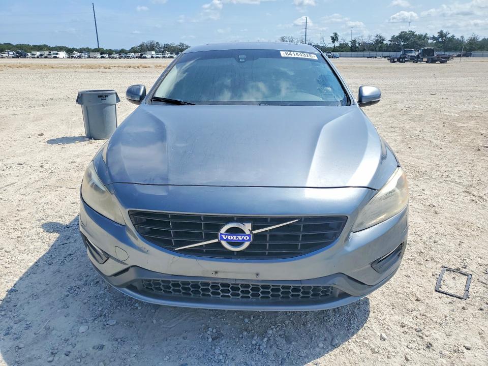 Photo 5 from auction – 2017 VOLVO S60 with VIN YV126MFL6H2420677