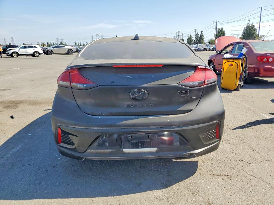 Photo 6 from auction – 2019 HYUNDAI IONIQ with VIN KMHC65LC3KU168530