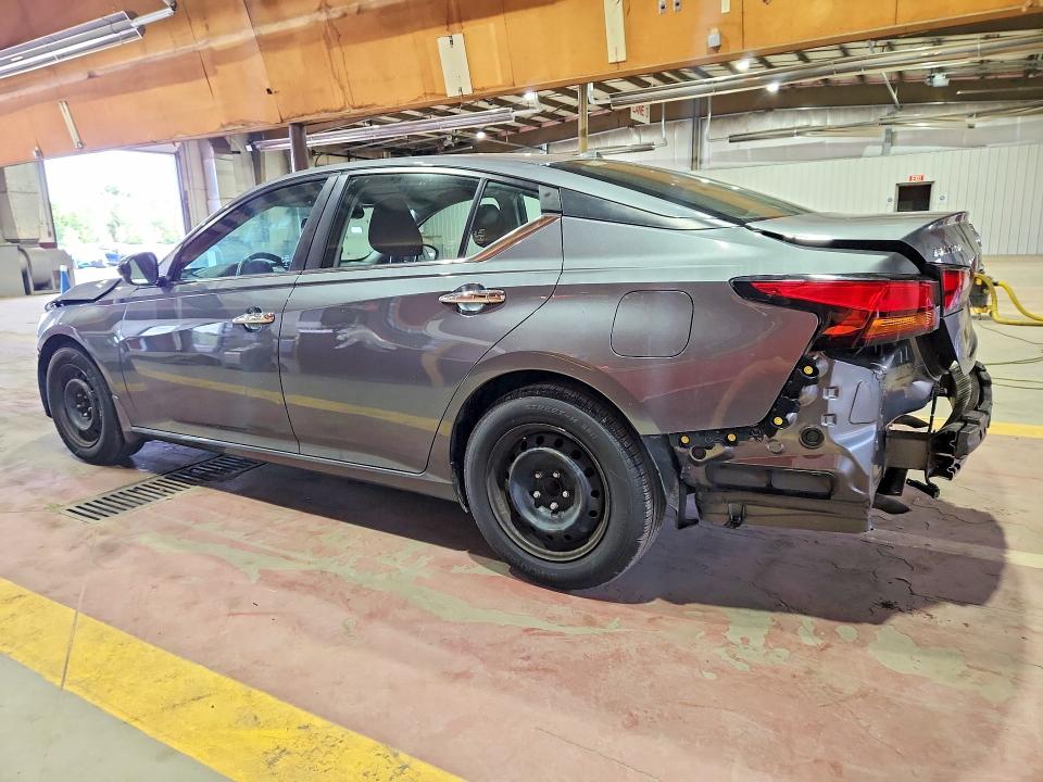 Photo 2 from auction – 2020 NISSAN ALTIMA with VIN 1N4BL4BV4LC151738