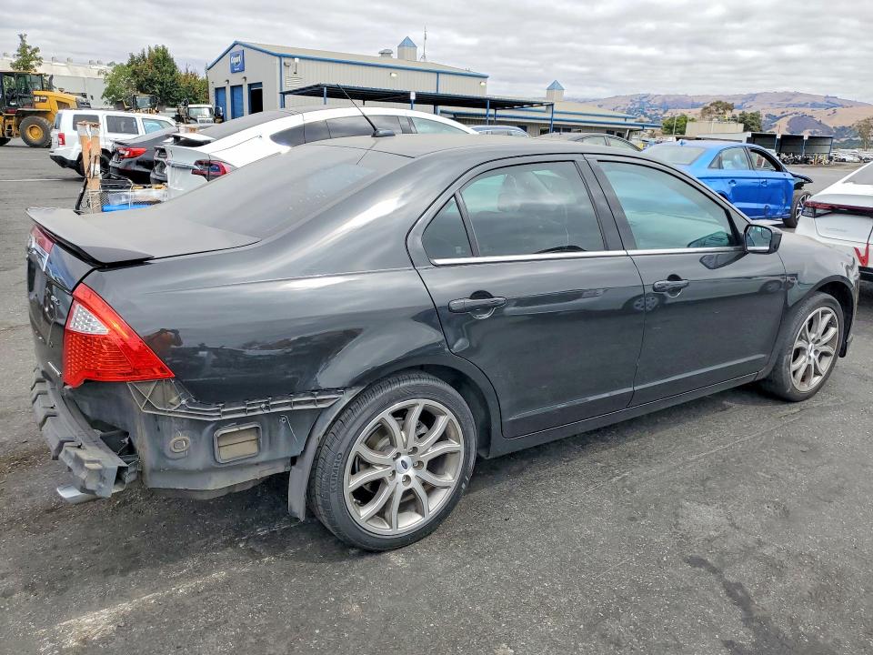 Photo 3 from auction – 2012 FORD FUSION with VIN 3FAHP0JG3CR378396