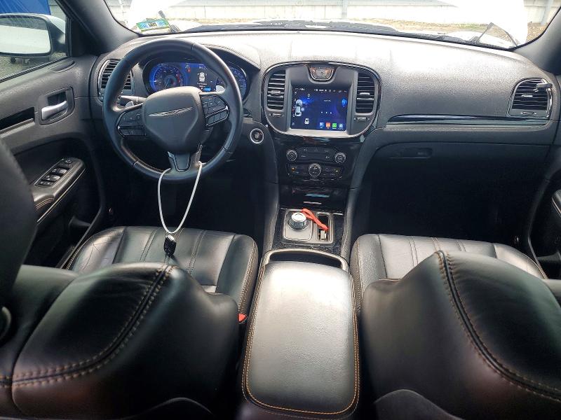 Photo 8 from auction – 2017 CHRYSLER 300 with VIN 2C3CCABT1HH646659