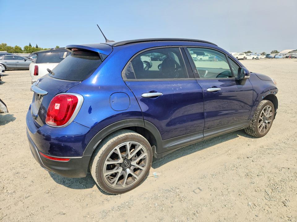 Photo 3 from auction – 2017 FIAT 500X with VIN ZFBCFXCB7HP592665