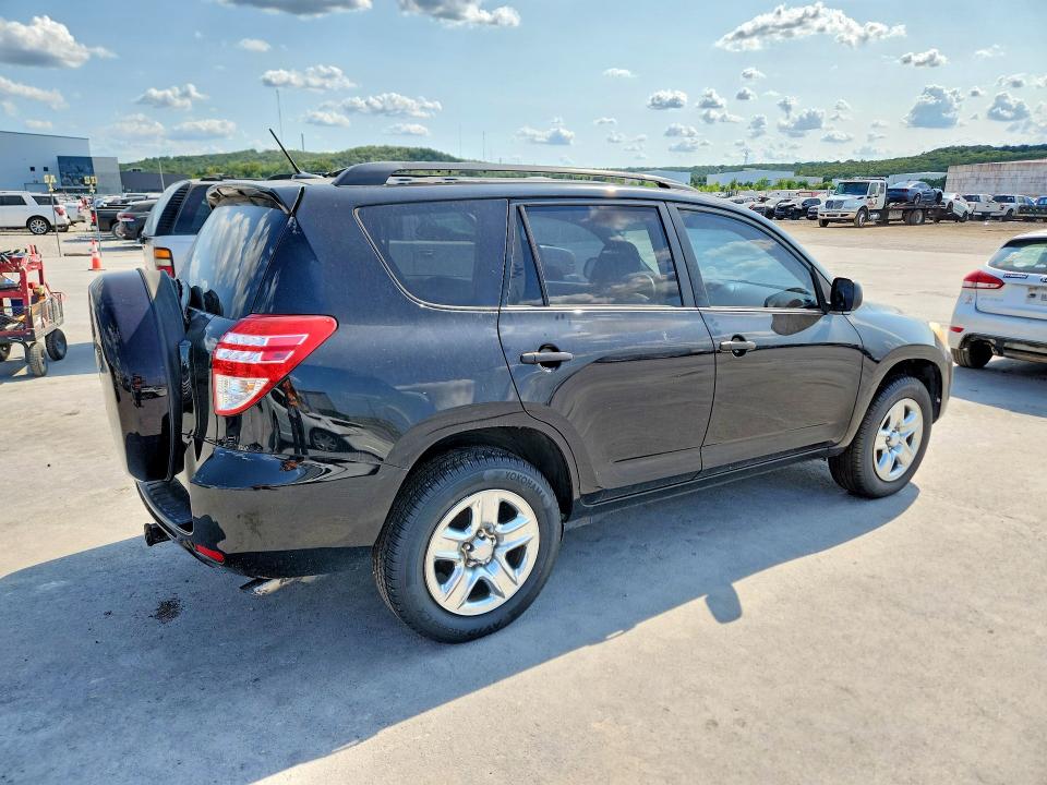 Photo 3 from auction – 2011 TOYOTA RAV4 with VIN 2T3ZF4DV8BW067706