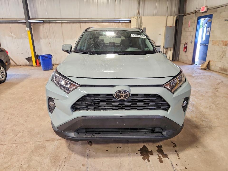 Photo 5 from auction – 2020 TOYOTA RAV4 with VIN 2T3W1RFV2LW092520
