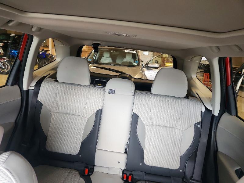 Foto 10 de la subasta – 2021 SUBARU FORESTER con VIN JF2SKAJC7MH521212