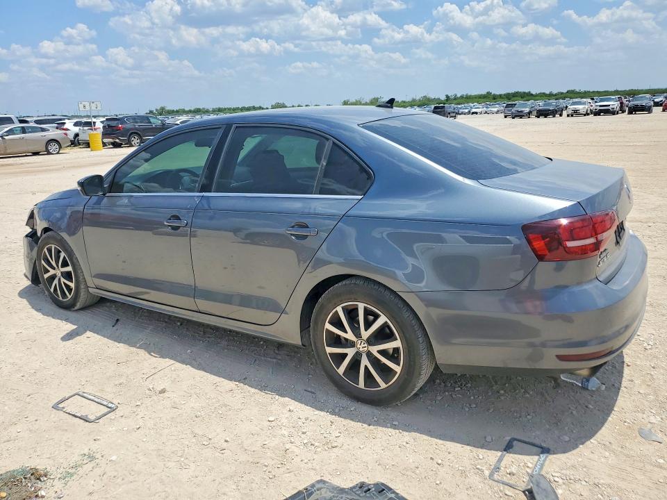 Photo 2 from auction – 2017 VOLKSWAGEN JETTA with VIN 3VWDB7AJ9HM273018