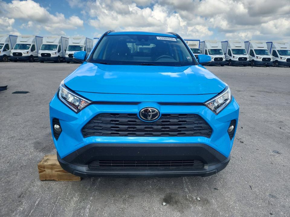 Photo 5 from auction – 2019 TOYOTA RAV4 with VIN JTMC1RFV8KD503143