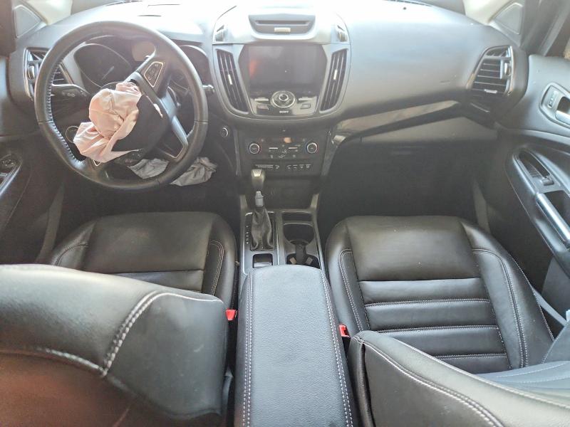 Снимка 8 от търг – 2017 FORD ESCAPE с VIN 1FMCU9J98HUC01891