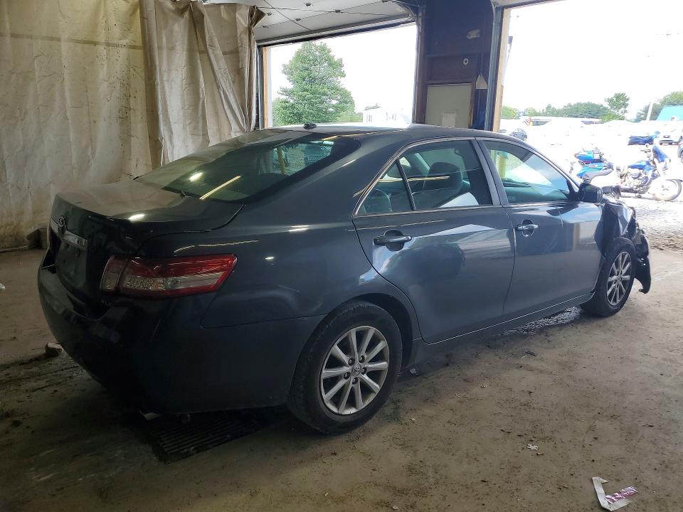 Photo 3 from auction – 2011 TOYOTA CAMRY with VIN 4T1BF3EK0BU215260