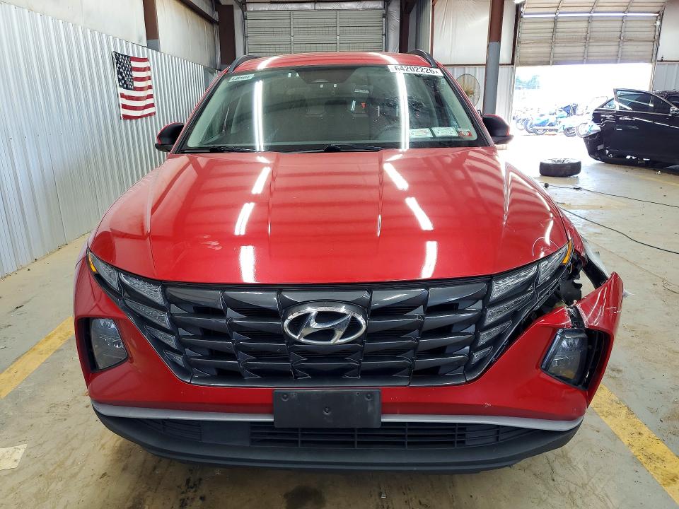 Photo 5 from auction – 2023 HYUNDAI TUCSON with VIN 5NMJBCAE5PH217631