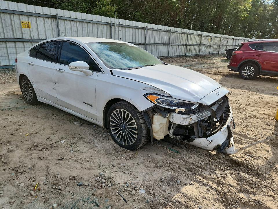 Zdjęcie 4 z aukcji – 2018 FORD FUSION z VIN 3FA6P0RU8JR133754