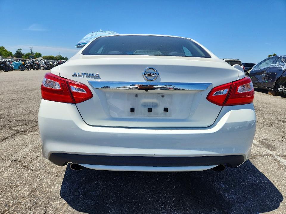 Photo 6 from auction – 2016 NISSAN ALTIMA with VIN 1N4AL3AP2GC179018