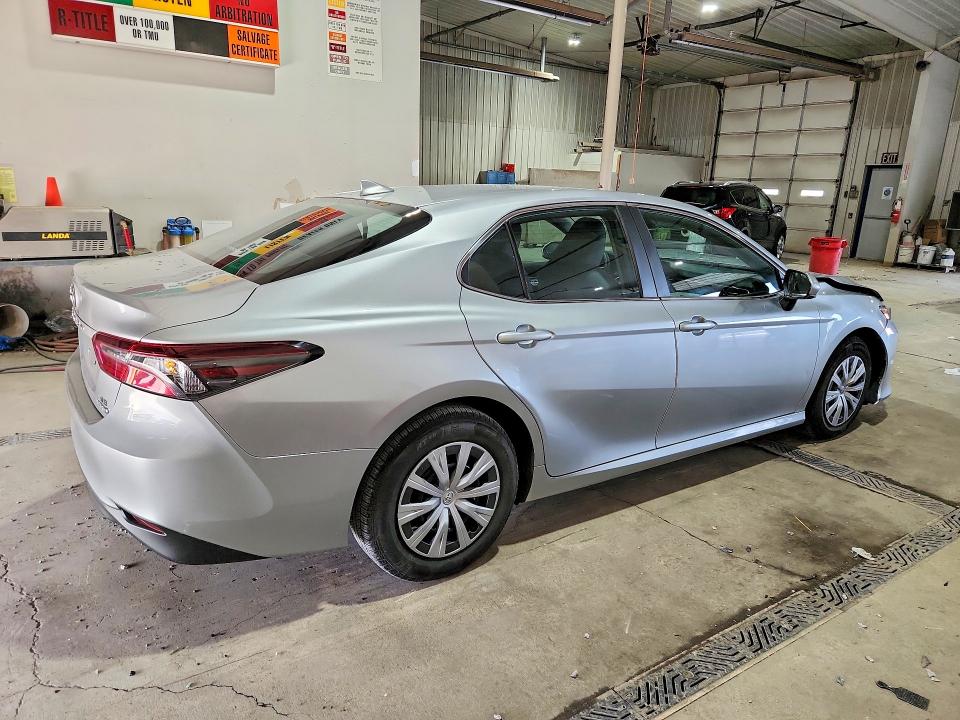 Photo 3 from auction – 2023 TOYOTA CAMRY with VIN 4T1C31AK6PU607318