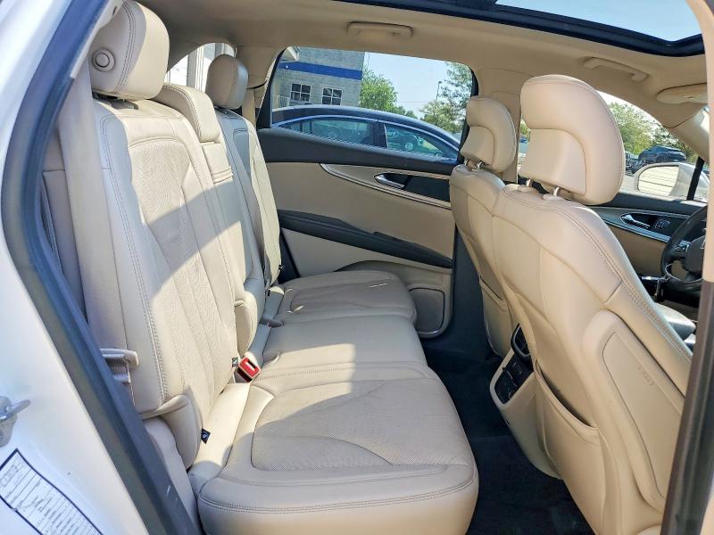 Снимка 10 от търг – 2017 LINCOLN MKX с VIN 2LMPJ8LR2HBL25683