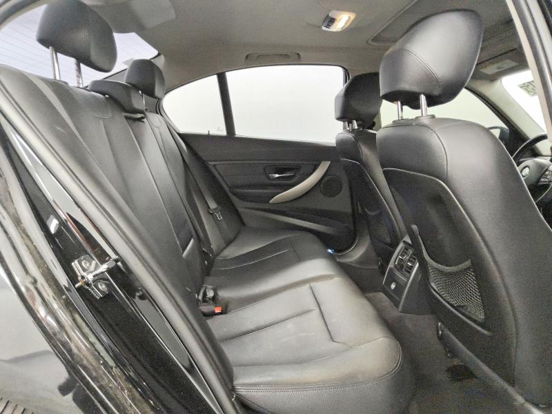 Photo 10 from auction – 2012 BMW 328 with VIN WBA3C1C56CA696666