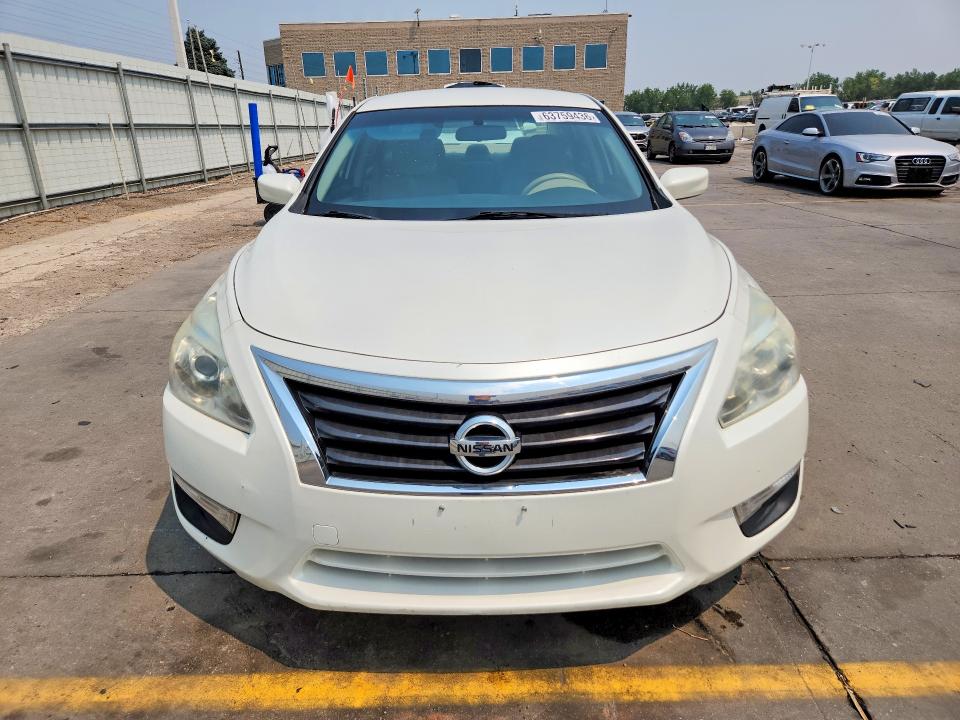 Photo 5 from auction – 2015 NISSAN ALTIMA with VIN 1N4AL3AP5FN359225