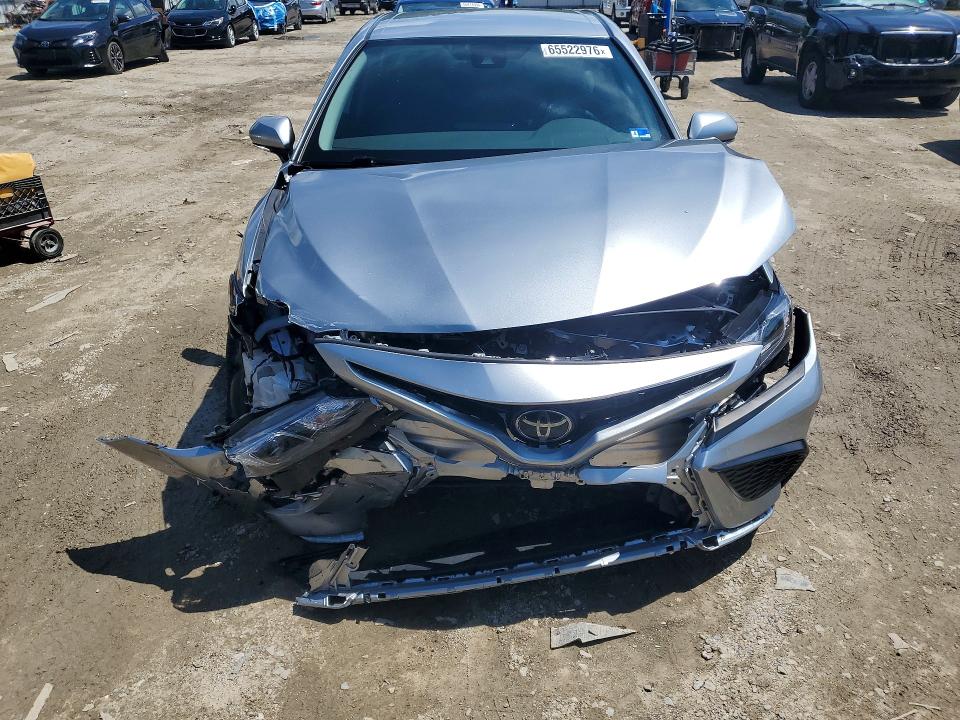 Photo 5 from auction – 2023 TOYOTA CAMRY with VIN 4T1G11AK2PU735739
