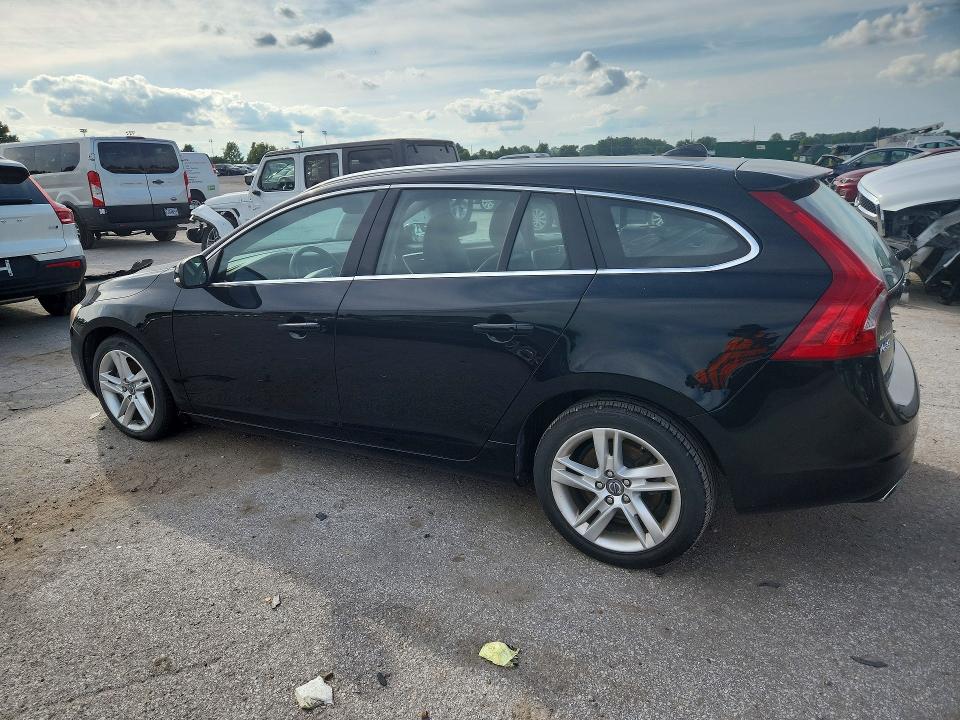 Photo 2 from auction – 2015 VOLVO V60 with VIN YV140MEKXF1243735