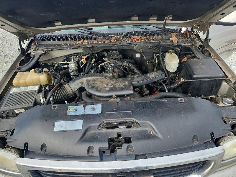Photo 12 from auction – 2004 GMC YUKON with VIN 1GKEK13Z94J176310