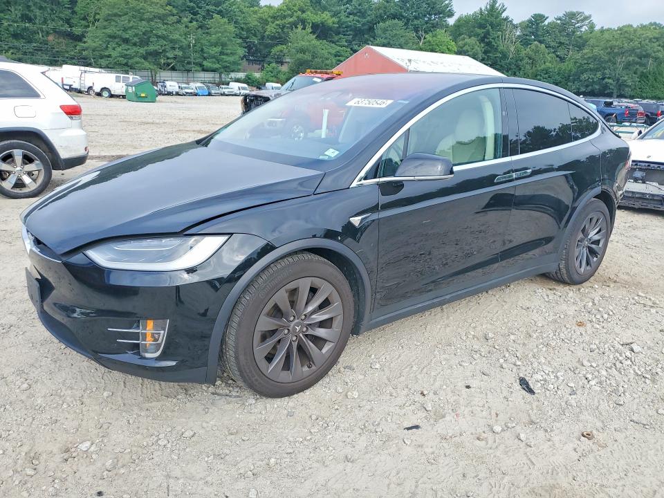 TESLA MODEL X 2018 with VIN 5YJXCBE28JF088682 - Photo from auction