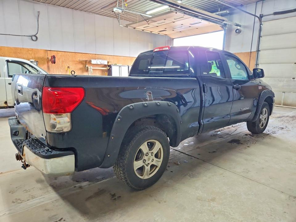 Photo 3 from auction – 2008 TOYOTA TUNDRA with VIN 5TBBV54118S491240
